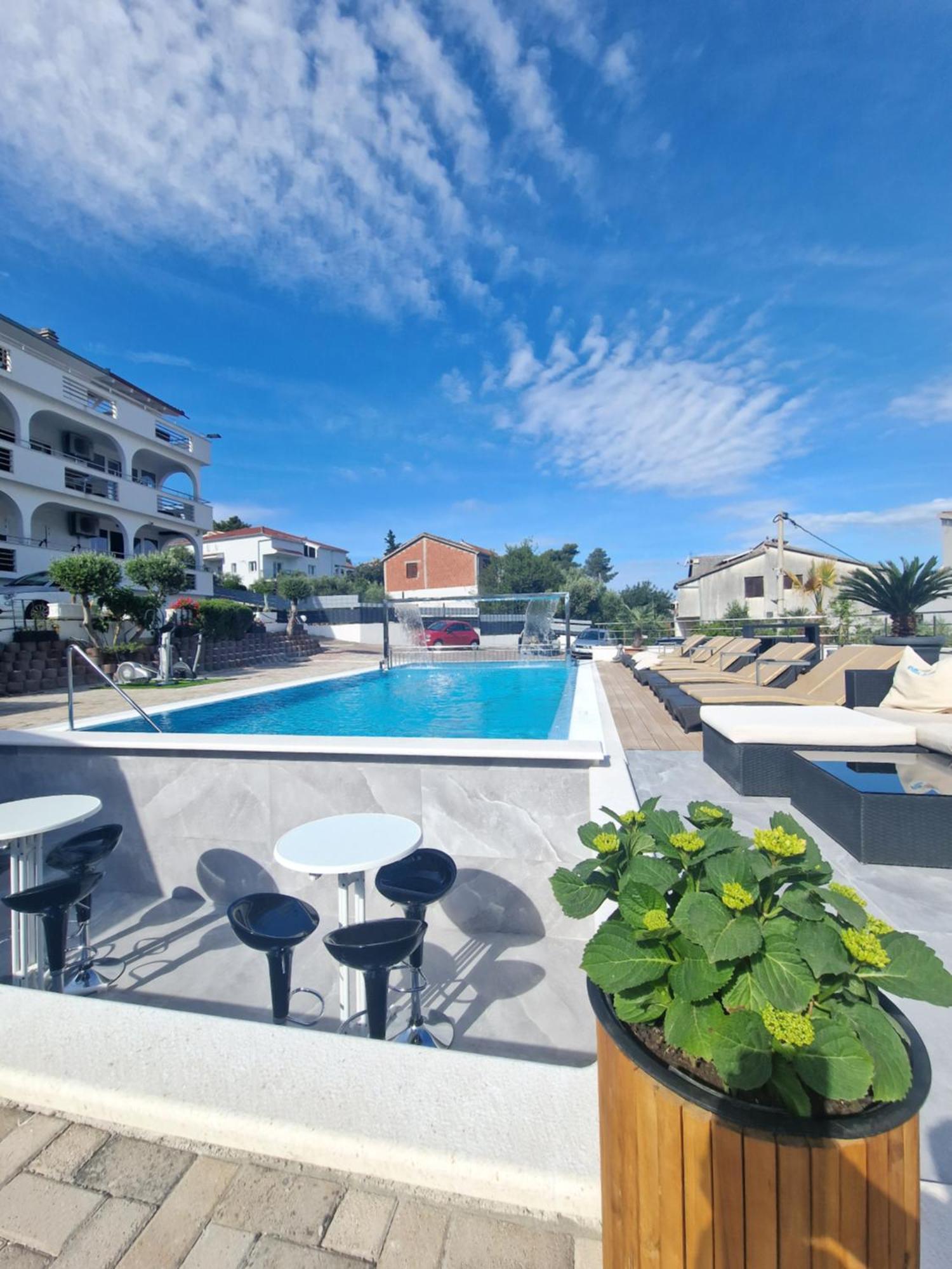 Apartments Silva With A View Of Sea 特罗吉尔 外观 照片